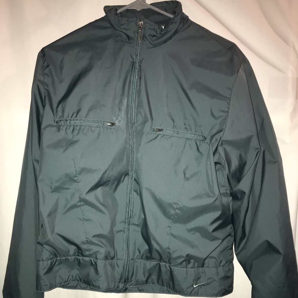 Women’s Nike Windbreaker Jacket